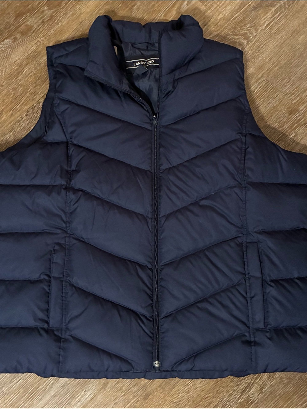 Lands’ End Women’s 2X Navy Down Puffer Vest NWT